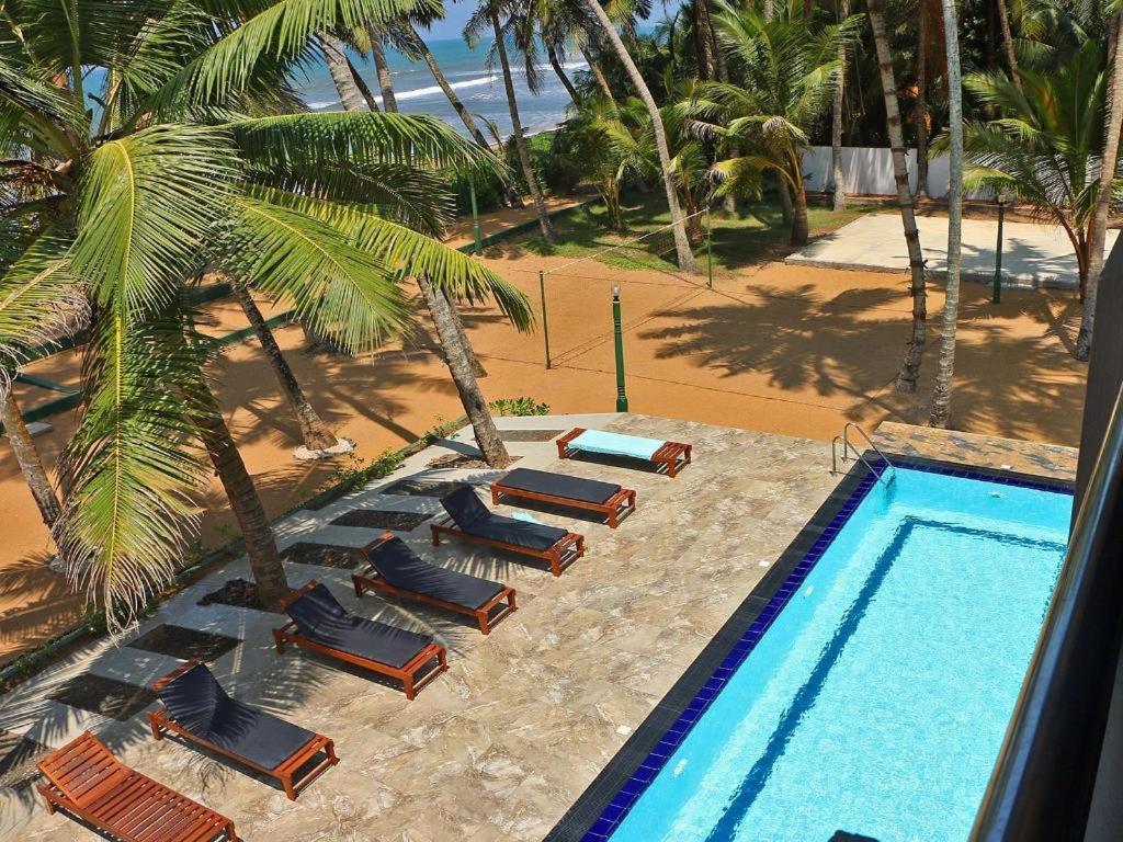 Oyo 246 Roy Villa Beach Hotel Kalutara Kültér fotó