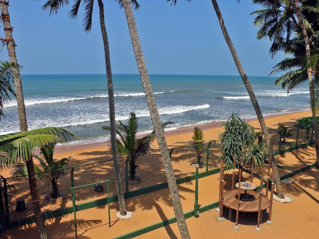 Oyo 246 Roy Villa Beach Hotel Kalutara Kültér fotó